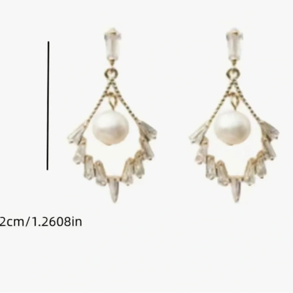 18K gold-plated faux pearl earrings - Picture 4 of 4